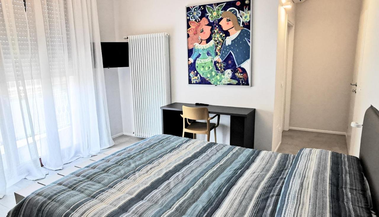 Casa Dora Ξενοδοχείο Τσεζένα Εξωτερικό φωτογραφία